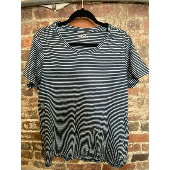 Eddie Bauer Scoop Neck Blue Striped Short Sleeve Tshirt Women’s Size XL - Picture 1 of 8
